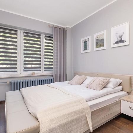 Stylish Korfantego Apartment Next To Spodek By Noclegi Renters Katowice Extérieur photo