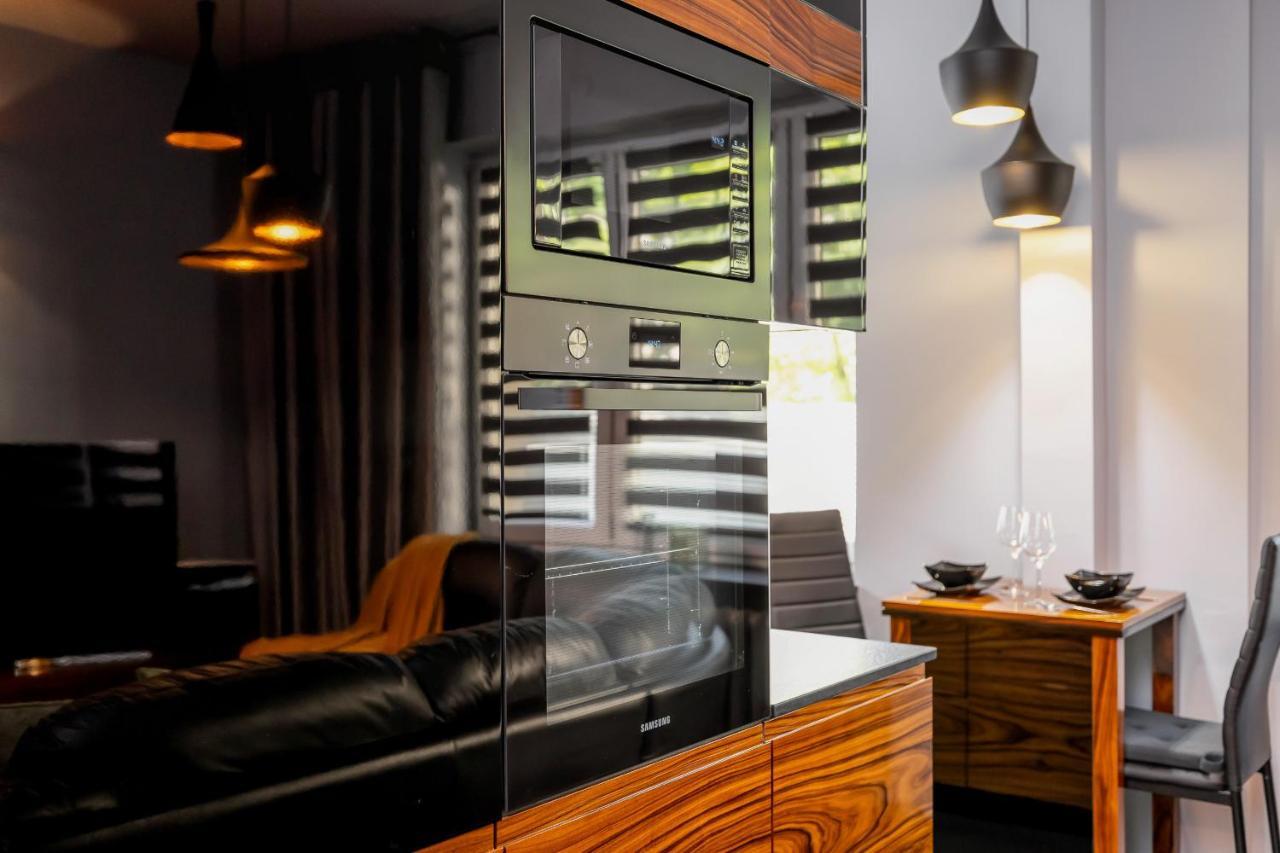 Stylish Korfantego Apartment Next To Spodek By Noclegi Renters Katowice Extérieur photo