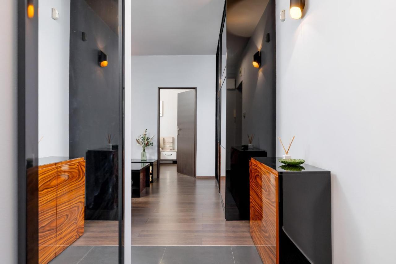 Stylish Korfantego Apartment Next To Spodek By Noclegi Renters Katowice Extérieur photo