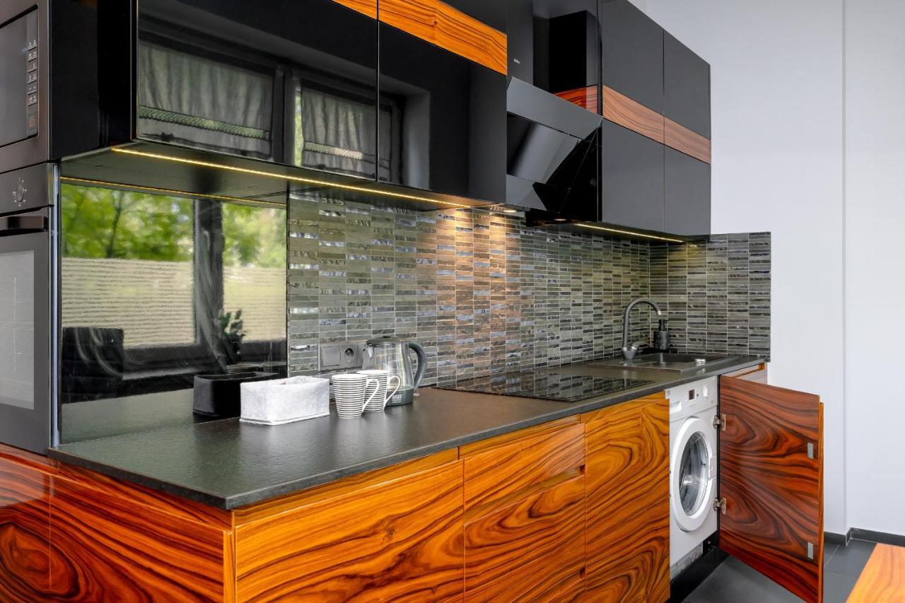 Stylish Korfantego Apartment Next To Spodek By Noclegi Renters Katowice Extérieur photo
